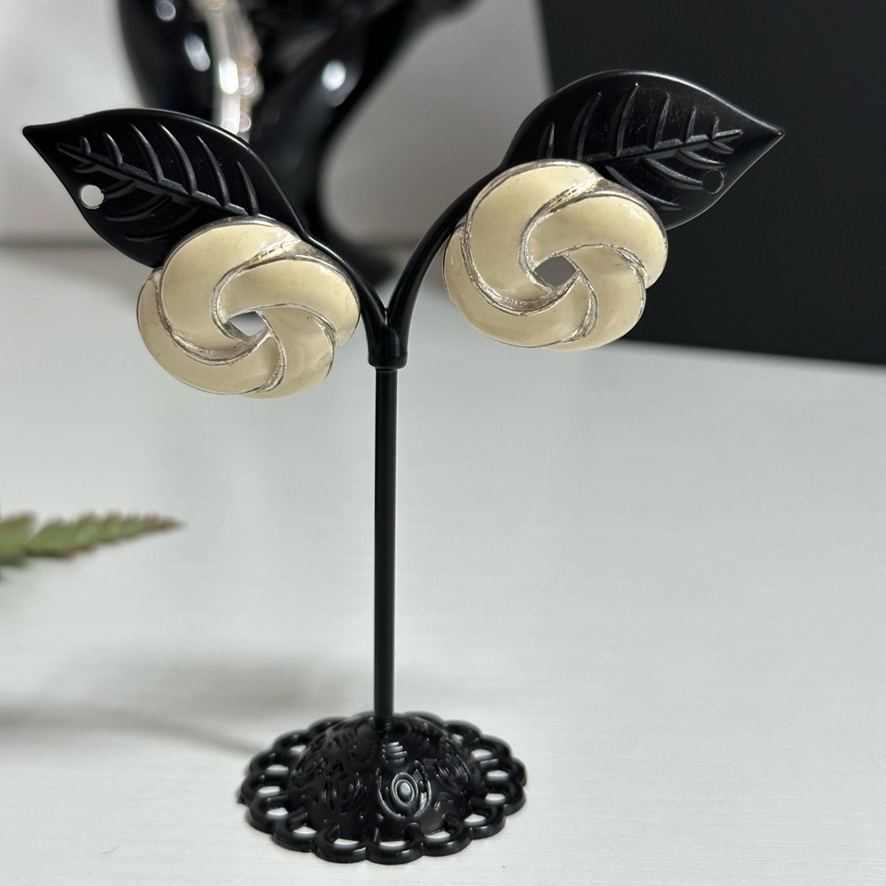 Vintage Earrings White Enamel Metal Pierced Fashion Estate Swirl Hoop